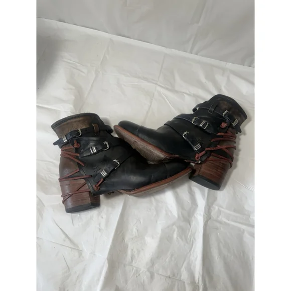 Freebird by Steven Crue boot black Leather Ankle Strap Zip Distress Size 11 - Picture 10 of 16